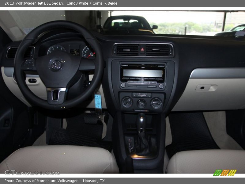 Candy White / Cornsilk Beige 2013 Volkswagen Jetta SE Sedan