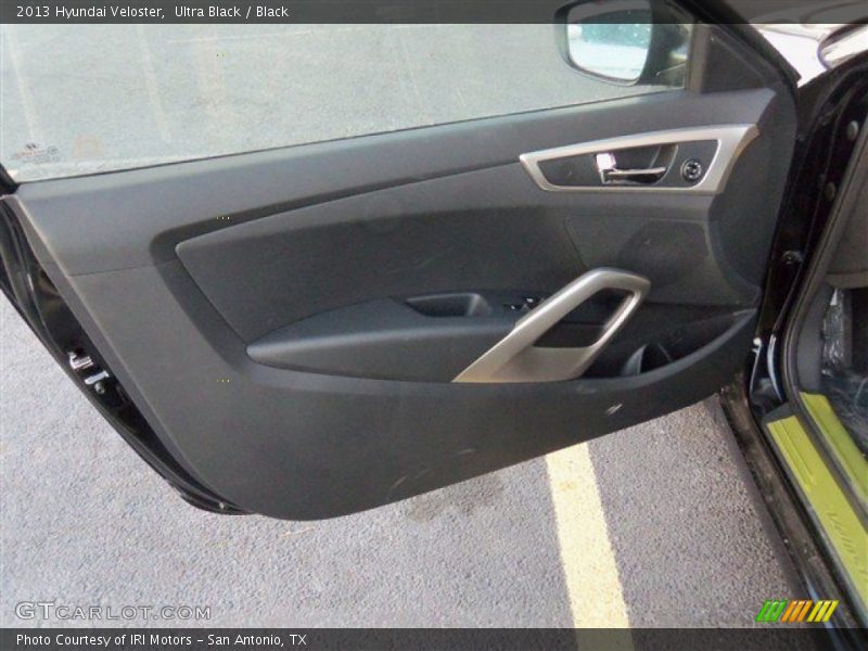 Ultra Black / Black 2013 Hyundai Veloster