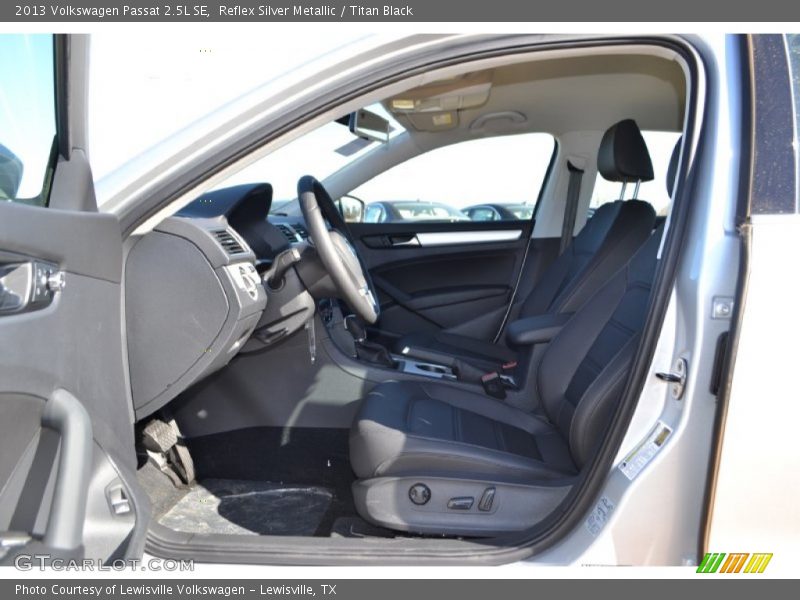 Reflex Silver Metallic / Titan Black 2013 Volkswagen Passat 2.5L SE