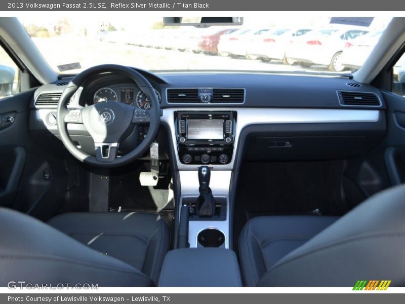 Reflex Silver Metallic / Titan Black 2013 Volkswagen Passat 2.5L SE