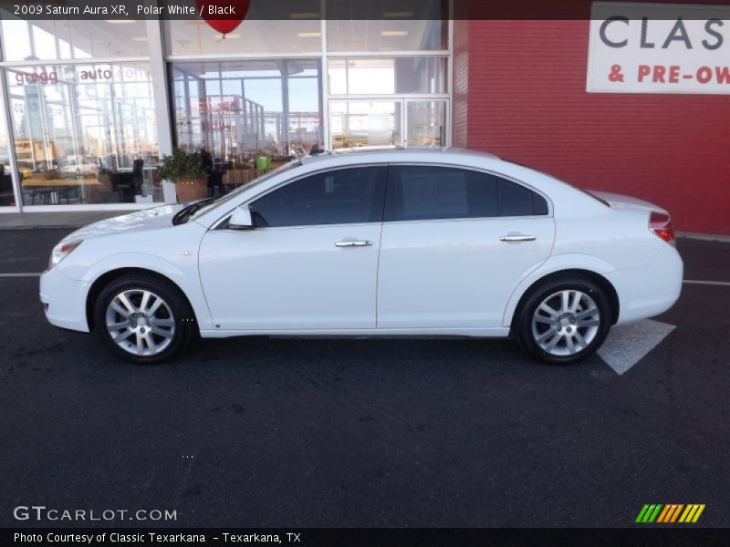 Polar White / Black 2009 Saturn Aura XR