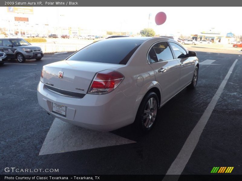 Polar White / Black 2009 Saturn Aura XR