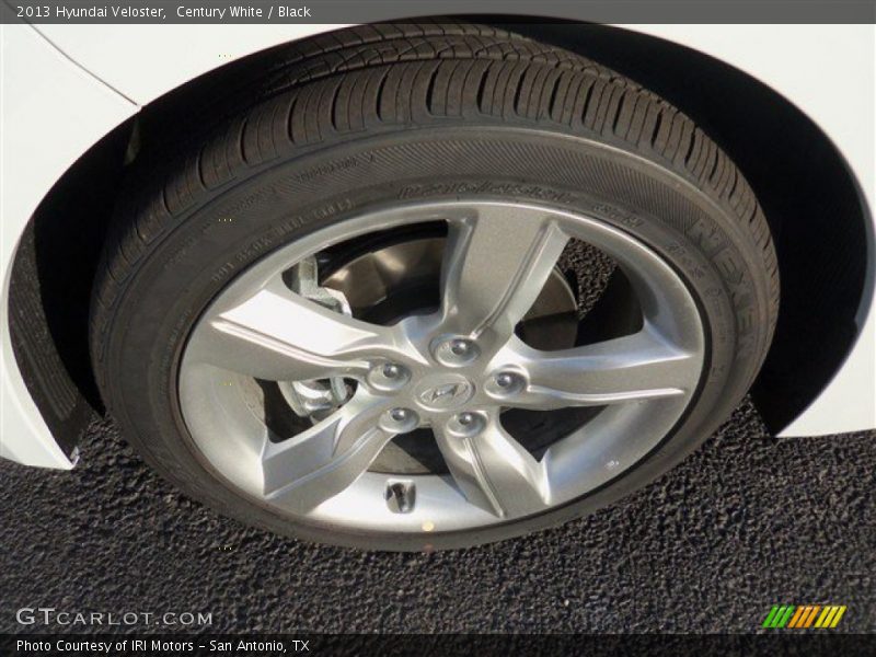 Century White / Black 2013 Hyundai Veloster