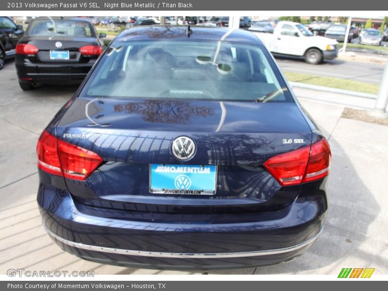 Night Blue Metallic / Titan Black 2013 Volkswagen Passat V6 SEL