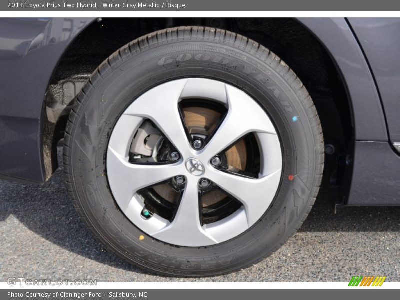 Winter Gray Metallic / Bisque 2013 Toyota Prius Two Hybrid