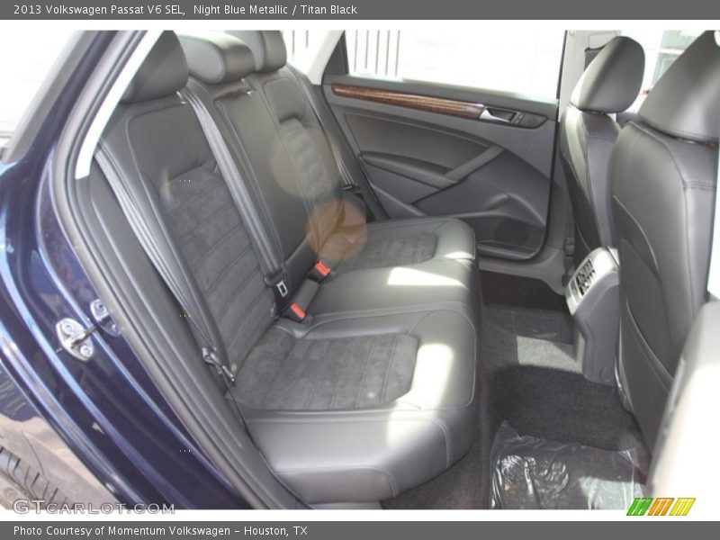 Night Blue Metallic / Titan Black 2013 Volkswagen Passat V6 SEL