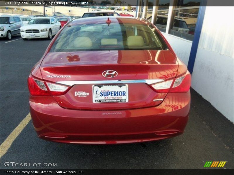 Sparkling Ruby / Camel 2013 Hyundai Sonata SE