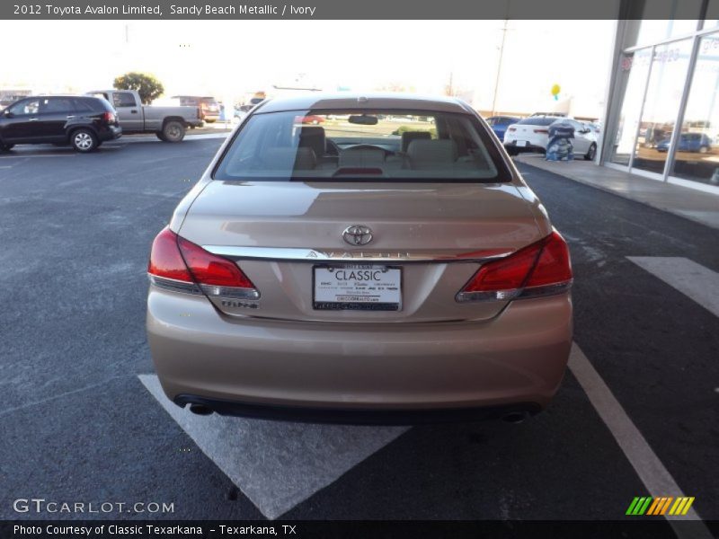 Sandy Beach Metallic / Ivory 2012 Toyota Avalon Limited