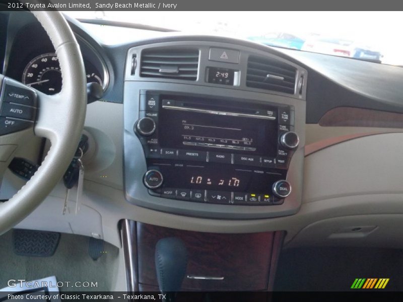 Sandy Beach Metallic / Ivory 2012 Toyota Avalon Limited