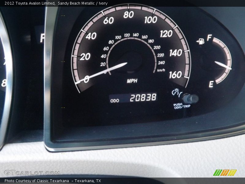 Sandy Beach Metallic / Ivory 2012 Toyota Avalon Limited