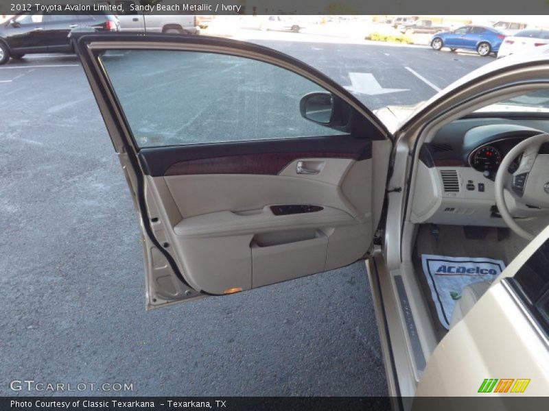 Sandy Beach Metallic / Ivory 2012 Toyota Avalon Limited