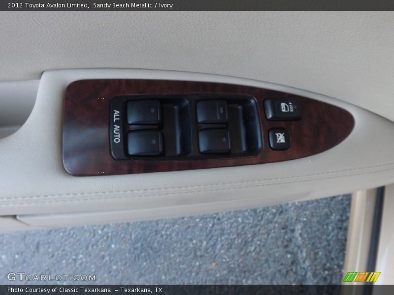 Sandy Beach Metallic / Ivory 2012 Toyota Avalon Limited