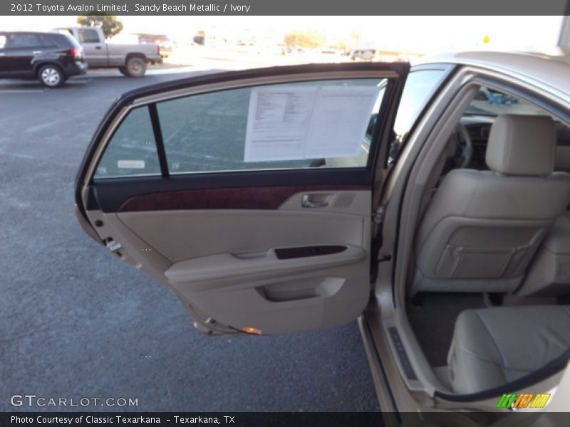 Sandy Beach Metallic / Ivory 2012 Toyota Avalon Limited