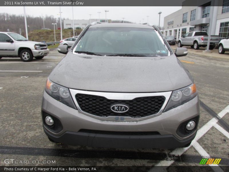 Titanium Silver / Gray 2011 Kia Sorento LX V6