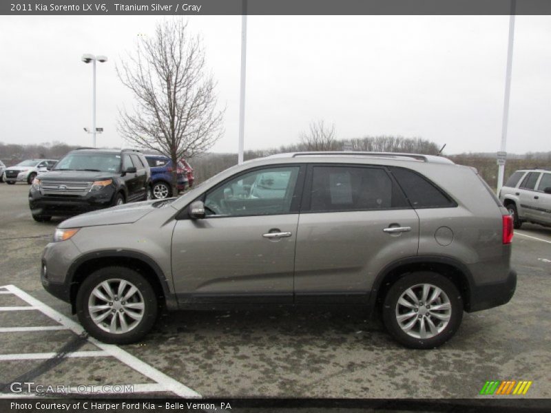 Titanium Silver / Gray 2011 Kia Sorento LX V6