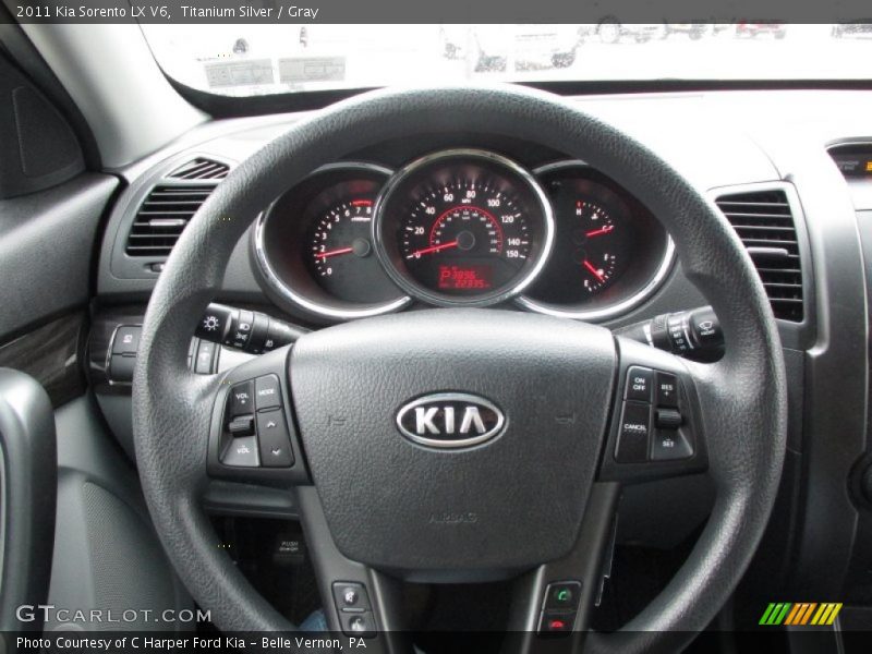 Titanium Silver / Gray 2011 Kia Sorento LX V6