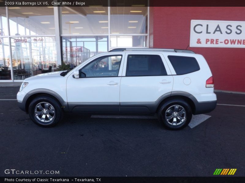 Clear White / Beige 2009 Kia Borrego LX V6
