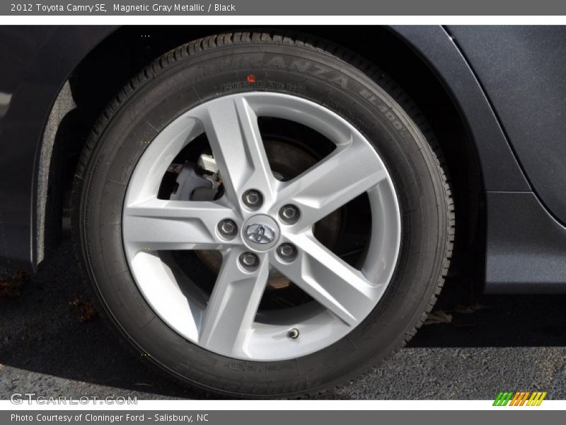Magnetic Gray Metallic / Black 2012 Toyota Camry SE