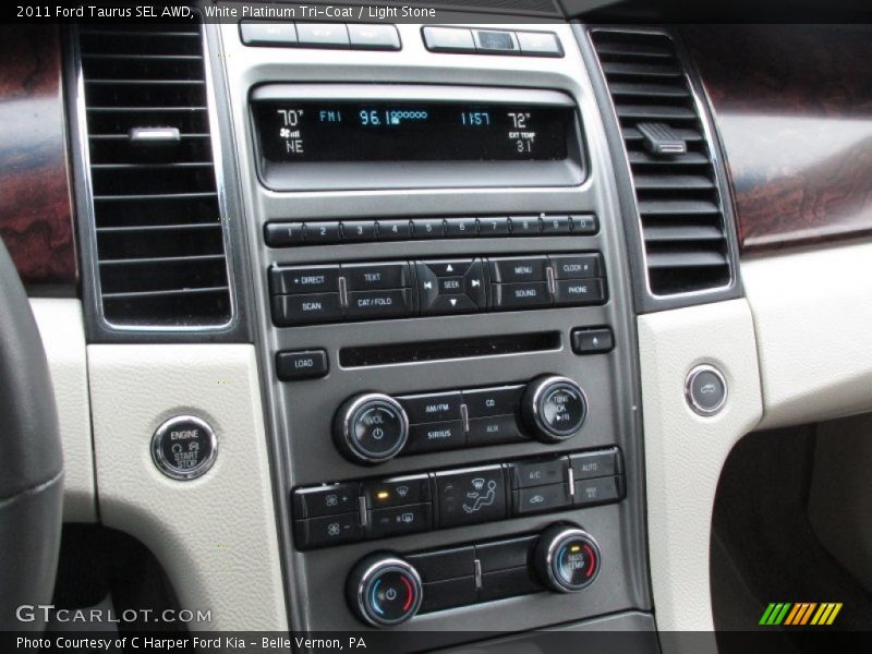 White Platinum Tri-Coat / Light Stone 2011 Ford Taurus SEL AWD