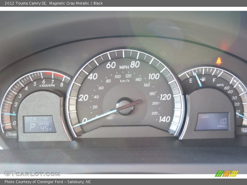 Magnetic Gray Metallic / Black 2012 Toyota Camry SE