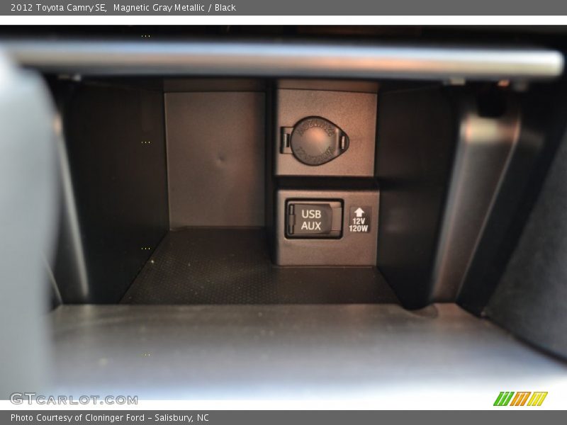 Magnetic Gray Metallic / Black 2012 Toyota Camry SE