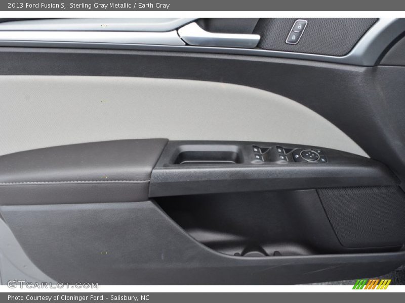 Sterling Gray Metallic / Earth Gray 2013 Ford Fusion S