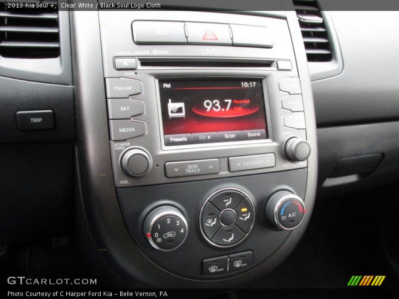 Clear White / Black Soul Logo Cloth 2013 Kia Soul +