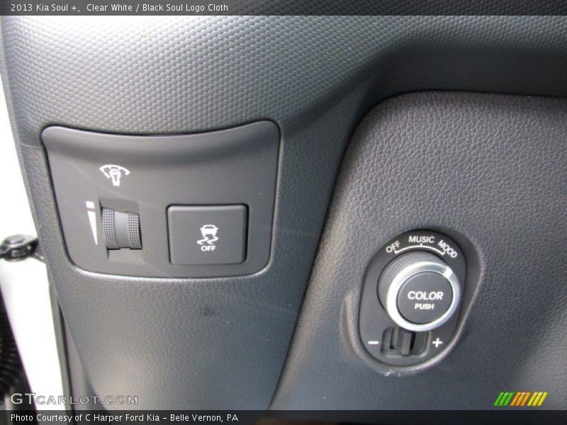 Clear White / Black Soul Logo Cloth 2013 Kia Soul +