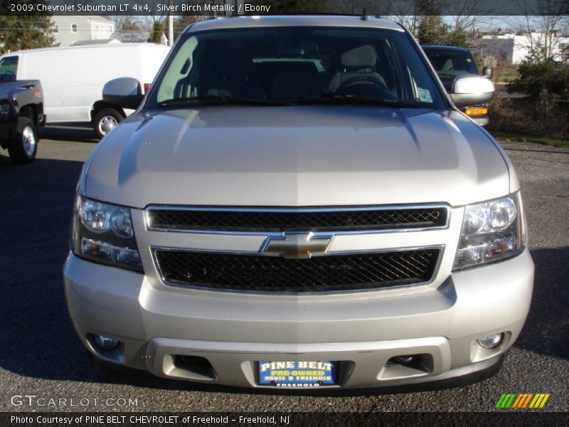 Silver Birch Metallic / Ebony 2009 Chevrolet Suburban LT 4x4