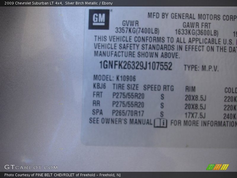 Silver Birch Metallic / Ebony 2009 Chevrolet Suburban LT 4x4