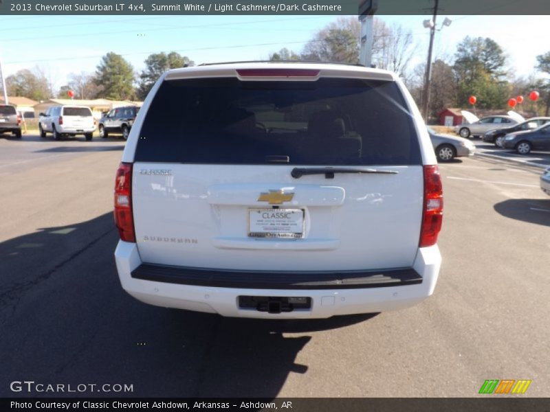 Summit White / Light Cashmere/Dark Cashmere 2013 Chevrolet Suburban LT 4x4