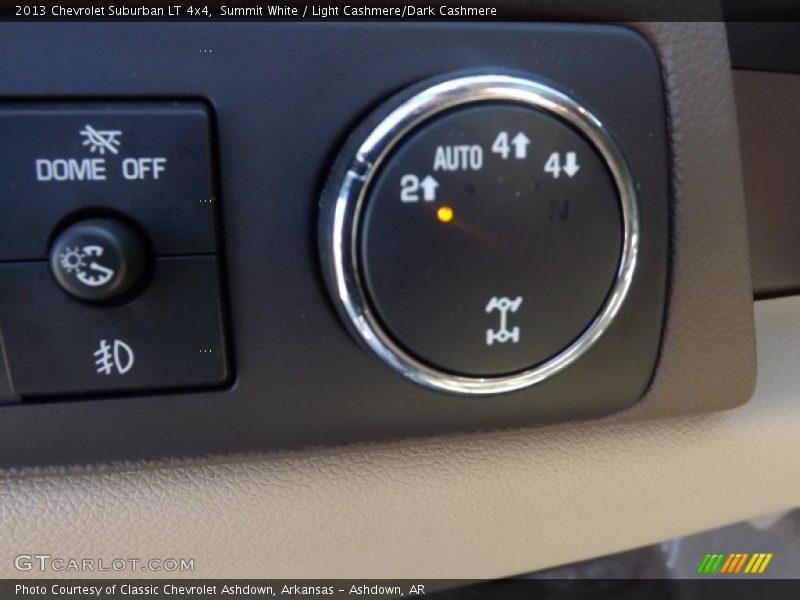 Summit White / Light Cashmere/Dark Cashmere 2013 Chevrolet Suburban LT 4x4