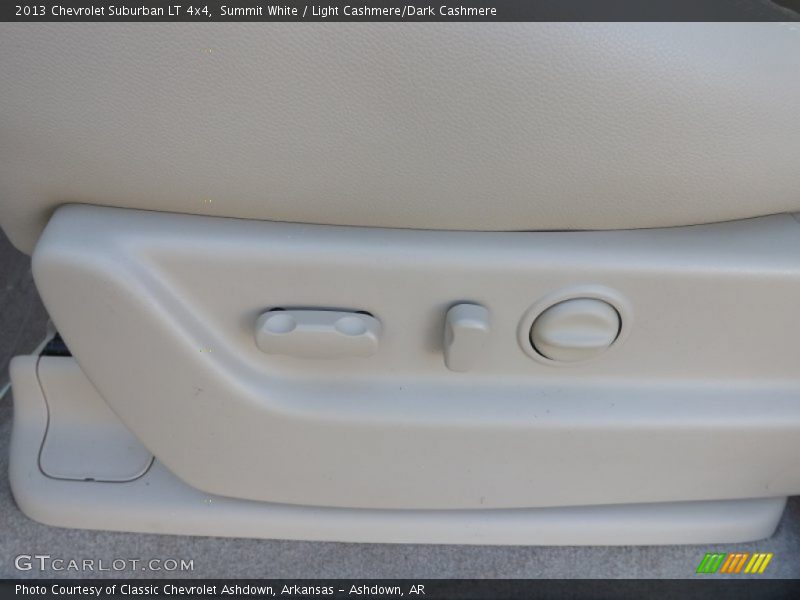 Summit White / Light Cashmere/Dark Cashmere 2013 Chevrolet Suburban LT 4x4