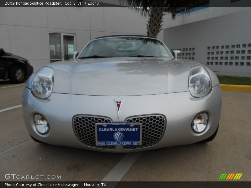 Cool Silver / Ebony 2009 Pontiac Solstice Roadster