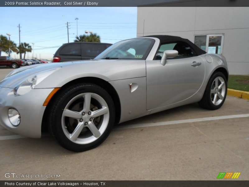 Cool Silver / Ebony 2009 Pontiac Solstice Roadster
