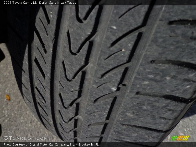 Desert Sand Mica / Taupe 2005 Toyota Camry LE