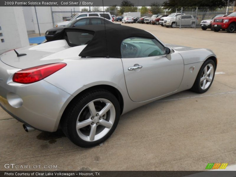 Cool Silver / Ebony 2009 Pontiac Solstice Roadster