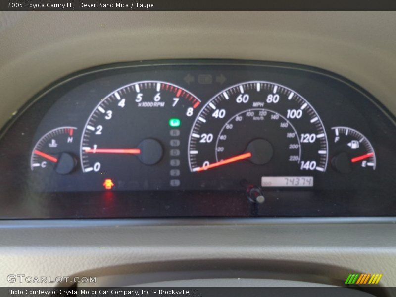 Desert Sand Mica / Taupe 2005 Toyota Camry LE