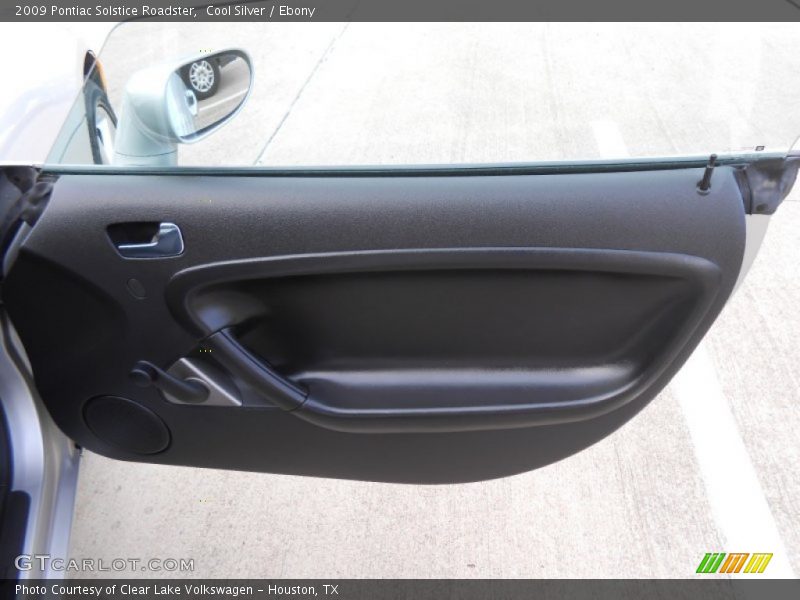 Cool Silver / Ebony 2009 Pontiac Solstice Roadster