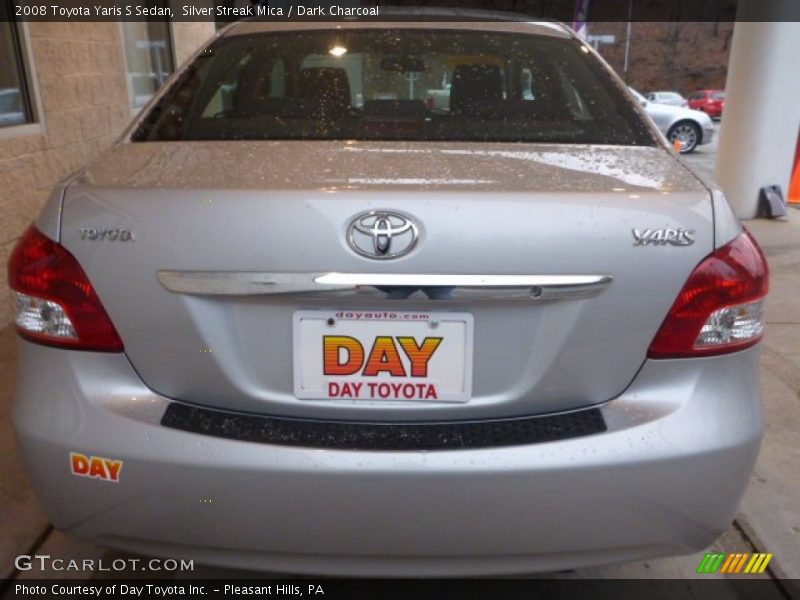 Silver Streak Mica / Dark Charcoal 2008 Toyota Yaris S Sedan