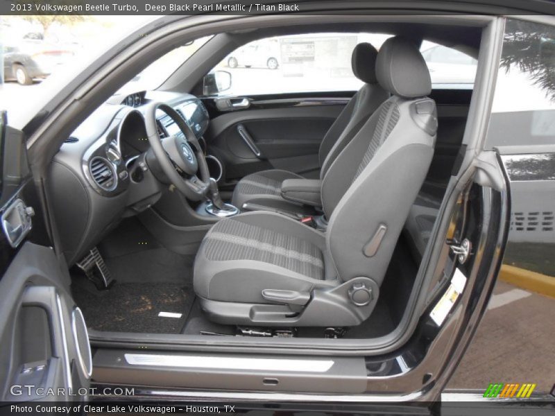 Deep Black Pearl Metallic / Titan Black 2013 Volkswagen Beetle Turbo