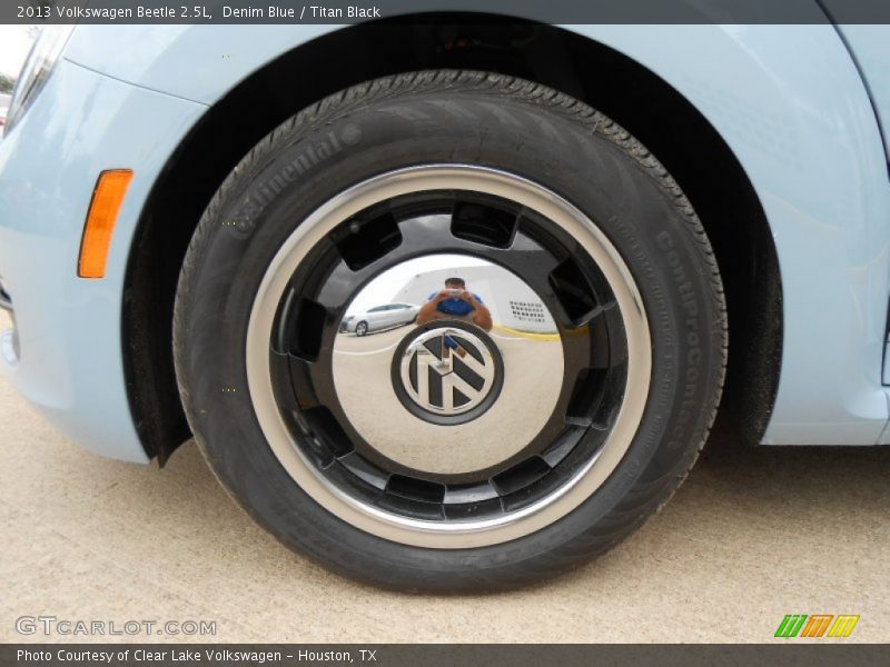 Denim Blue / Titan Black 2013 Volkswagen Beetle 2.5L