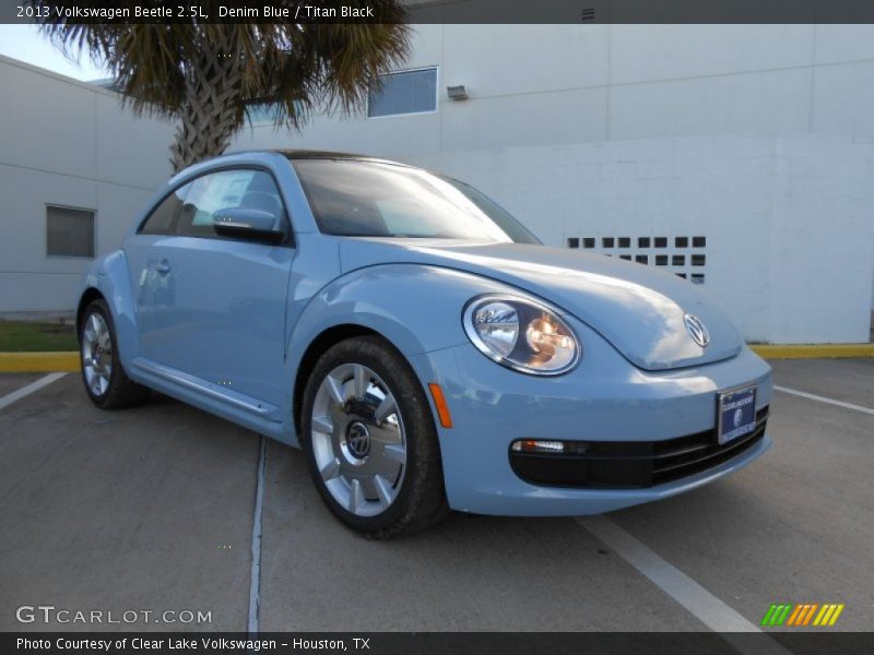 Front 3/4 View of 2013 Beetle 2.5L