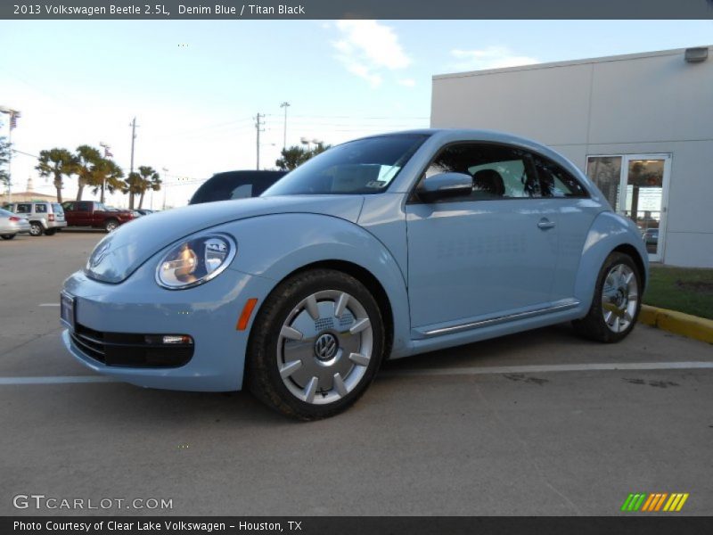 Denim Blue / Titan Black 2013 Volkswagen Beetle 2.5L