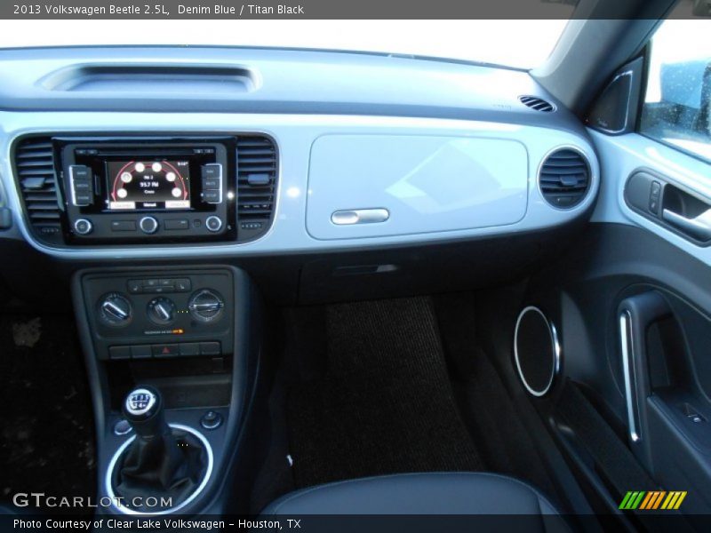 Denim Blue / Titan Black 2013 Volkswagen Beetle 2.5L