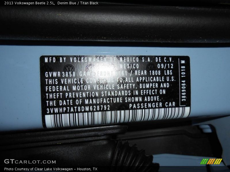 Denim Blue / Titan Black 2013 Volkswagen Beetle 2.5L