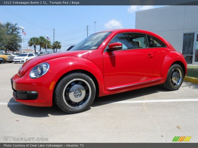 Tornado Red / Beige 2013 Volkswagen Beetle 2.5L