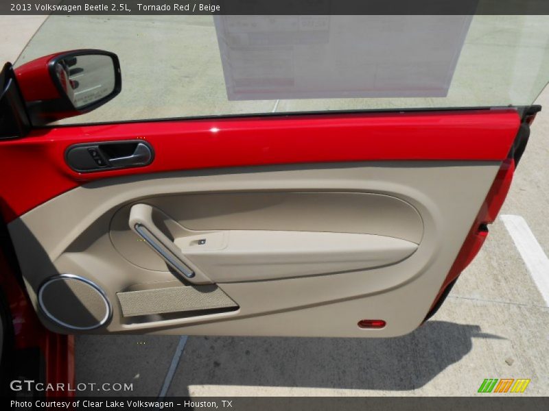 Tornado Red / Beige 2013 Volkswagen Beetle 2.5L
