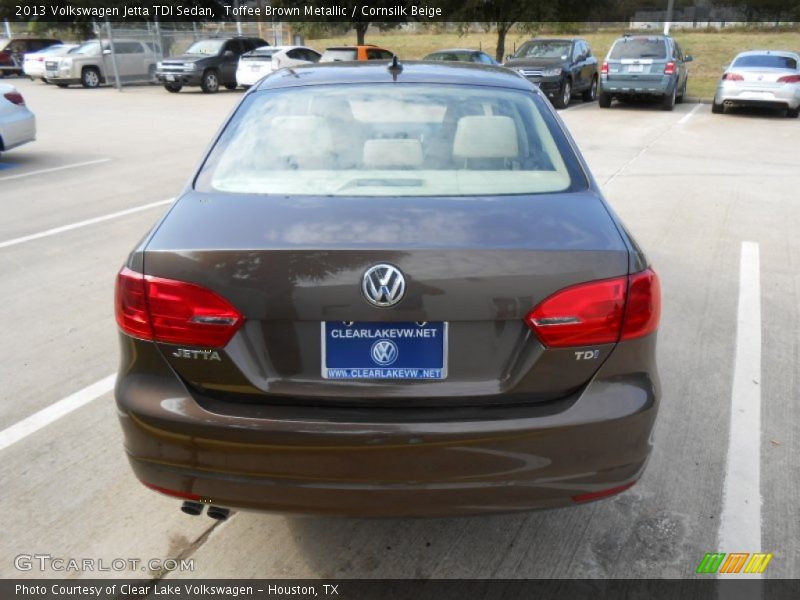 Toffee Brown Metallic / Cornsilk Beige 2013 Volkswagen Jetta TDI Sedan