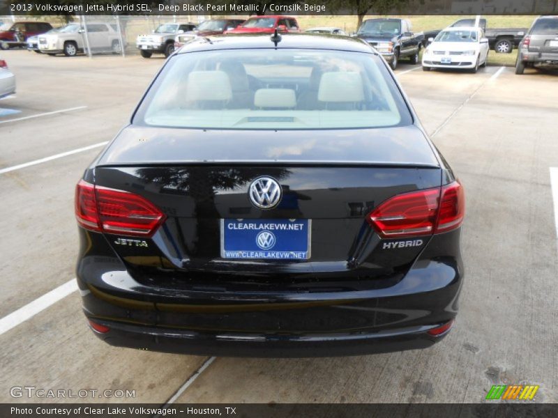 Deep Black Pearl Metallic / Cornsilk Beige 2013 Volkswagen Jetta Hybrid SEL